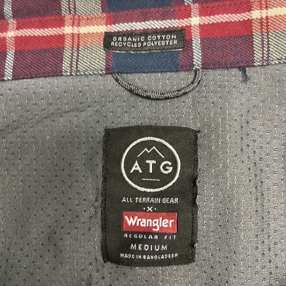 Wrangler ATG Men’s Mix Material Long Sleeve Plaid Button Down Shirt- Medium - Picture 14 of 16